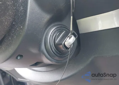 2010 Nissan Sentra 2.0S z USA, uszkodzony, nr VIN 3N1AB6AP5AL720656